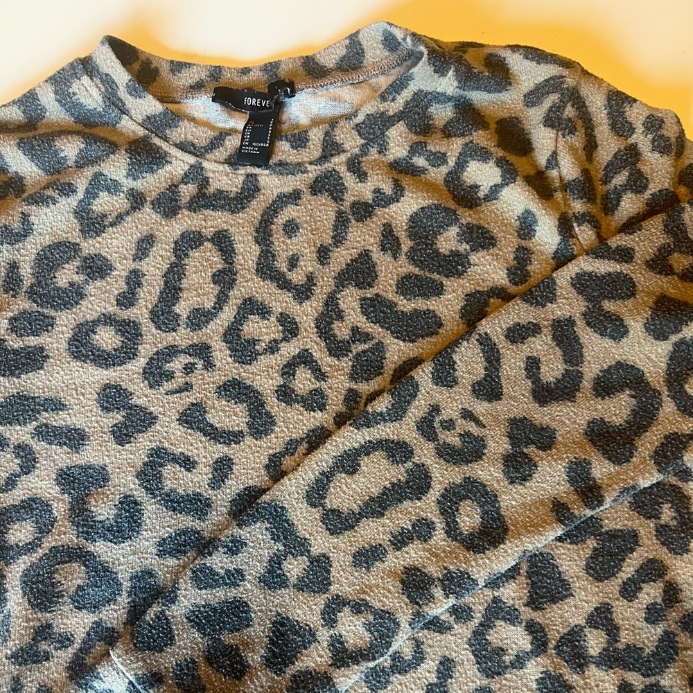 Cheetah sweater